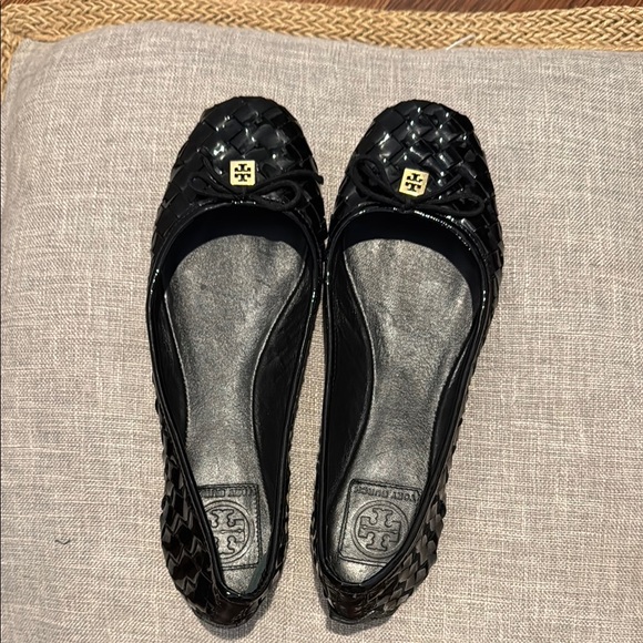 Tory Burch Shoes - Tory Burch Black Patent Woven Ballet Flats
